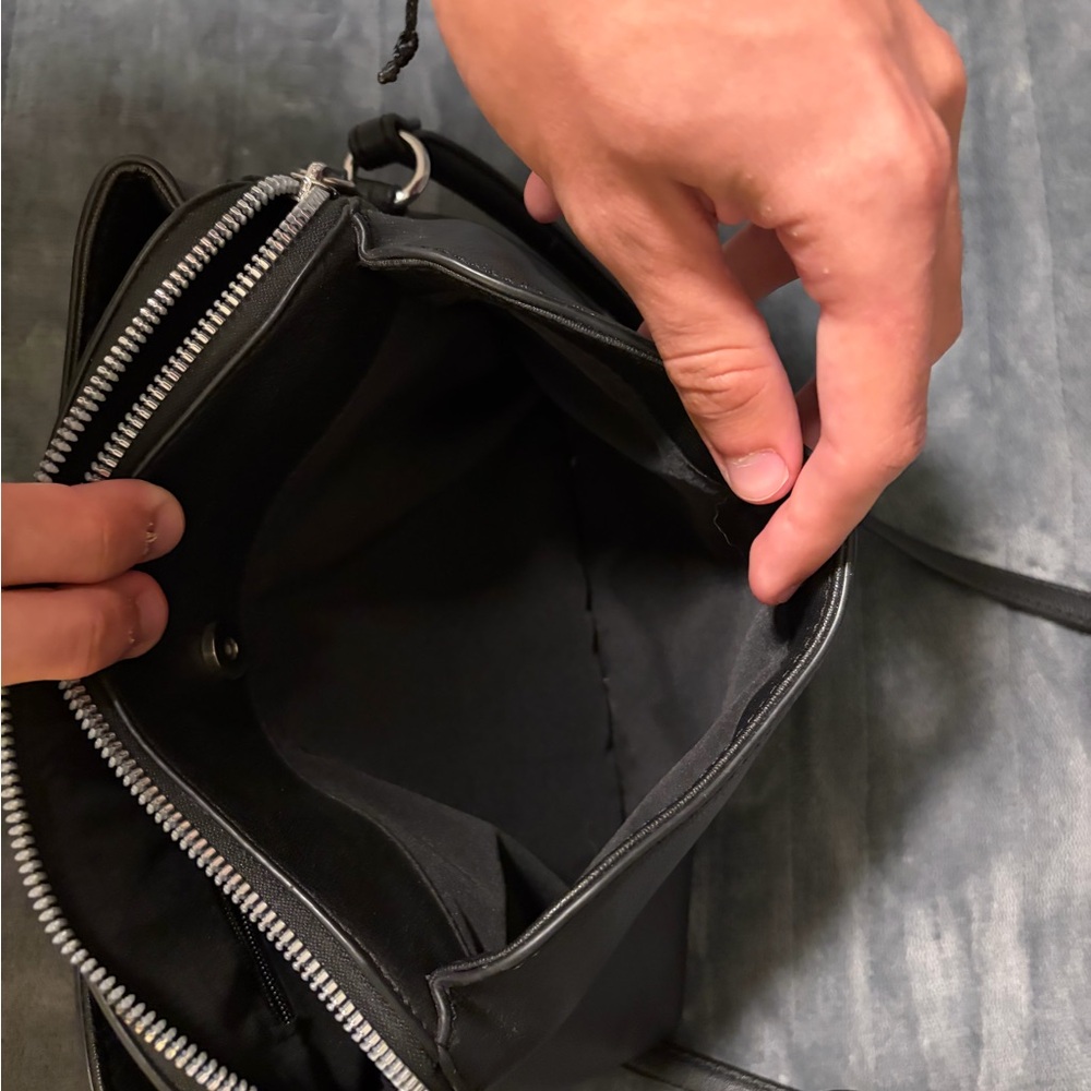 Nine West Black Crossbody bag - Picture 4 of 8